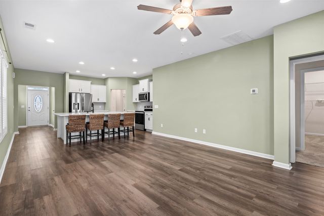 452 Honeyhill Loop, Conway, SC 29526