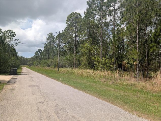 25 AMARYLLIS DRIVE, Indian Lake Estates, FL 33855