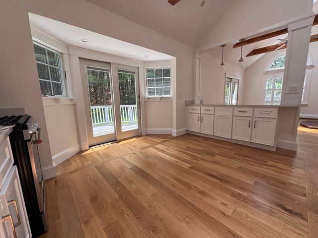 18 Silver Lake Dr, Kingston, MA 02364
