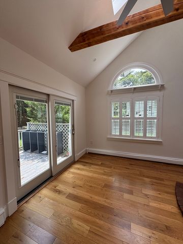 18 Silver Lake Dr, Kingston, MA 02364