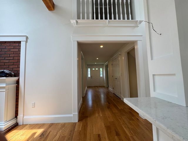 18 Silver Lake Dr, Kingston, MA 02364
