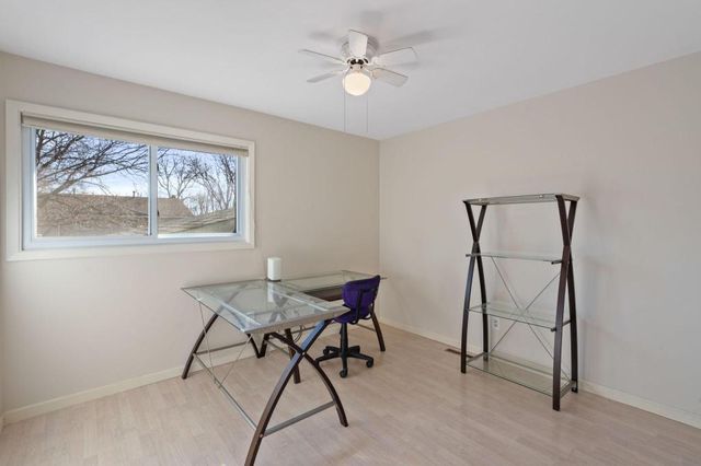 6140 Creek View Trail, Minnetonka, MN 55345