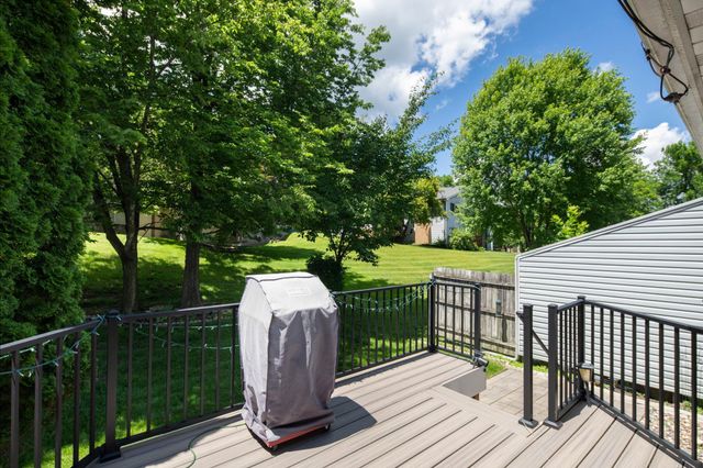 6140 Creek View Trail, Minnetonka, MN 55345
