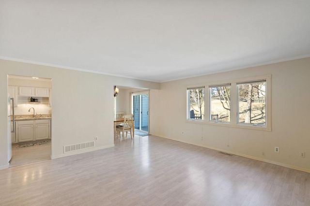 6140 Creek View Trail, Minnetonka, MN 55345