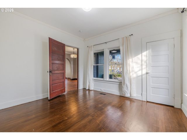 210 19TH St Se, Salem, OR 97301