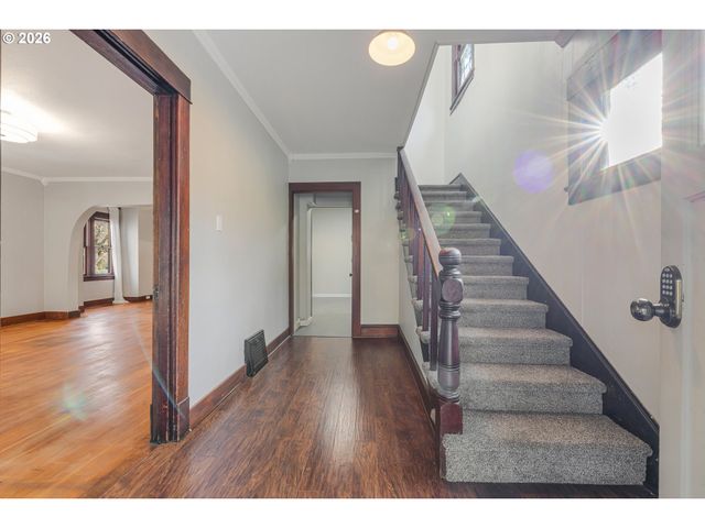 210 19TH St Se, Salem, OR 97301