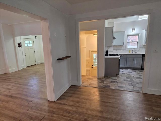 7455 Churchill Street, Detroit, MI 48206