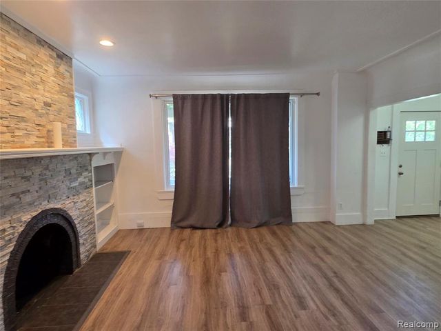 7455 Churchill Street, Detroit, MI 48206