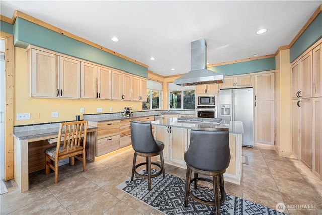 31 Cougar Crossing Lane, Chelan, WA 98816