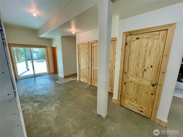 31 Cougar Crossing Lane, Chelan, WA 98816