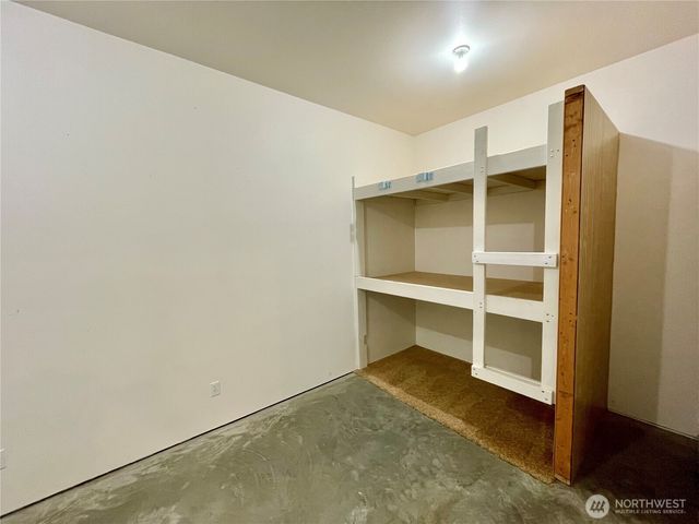 31 Cougar Crossing Lane, Chelan, WA 98816