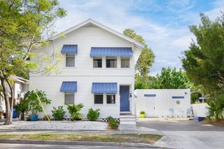 1043 7TH AVENUE N 1, St Petersburg, FL 33705