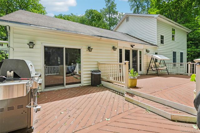 29 Olympus Road, Highland Mills, NY 10930