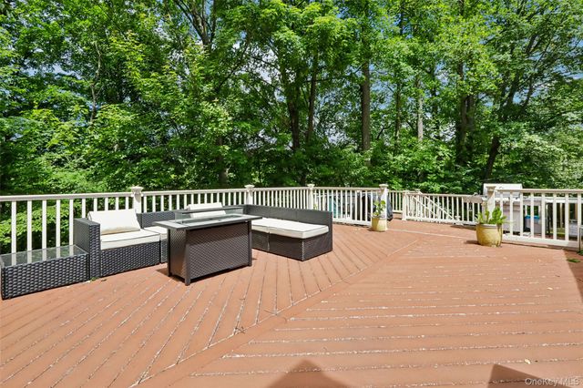 29 Olympus Road, Highland Mills, NY 10930