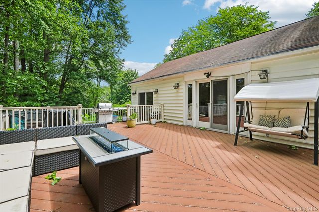 29 Olympus Road, Highland Mills, NY 10930