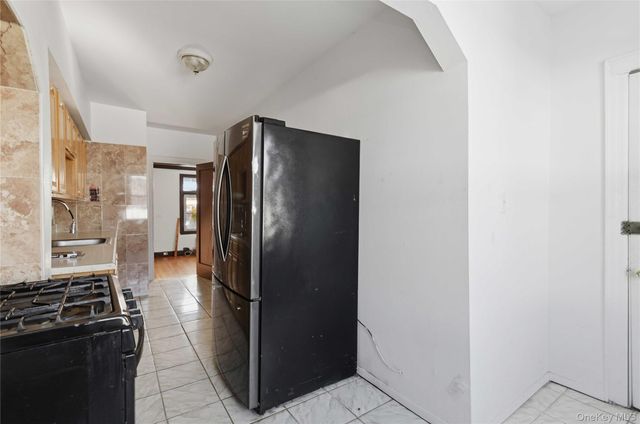 202 07 109th Avenue, Saint Albans, NY 11412