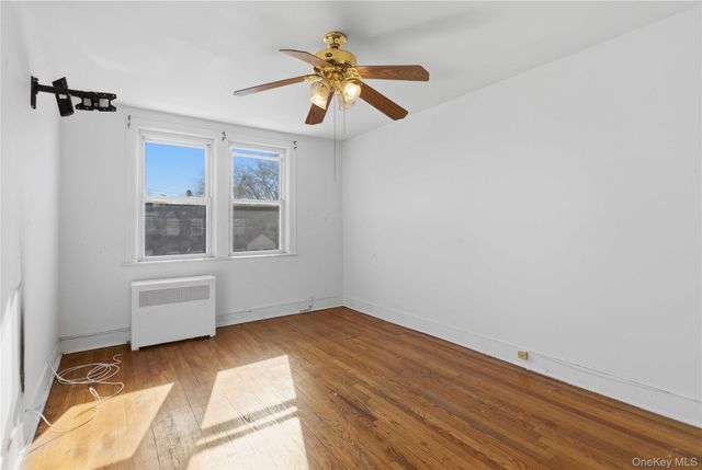 202 07 109th Avenue, Saint Albans, NY 11412