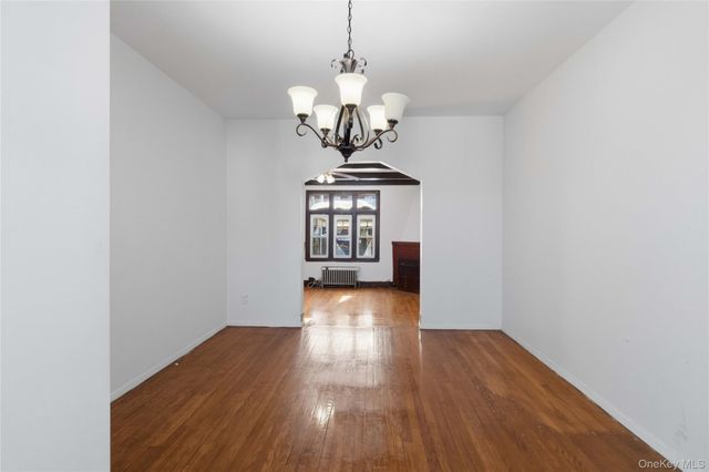 202 07 109th Avenue, Saint Albans, NY 11412