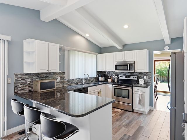 14604 Lakeshore Drive, Sterling Heights, MI 48313
