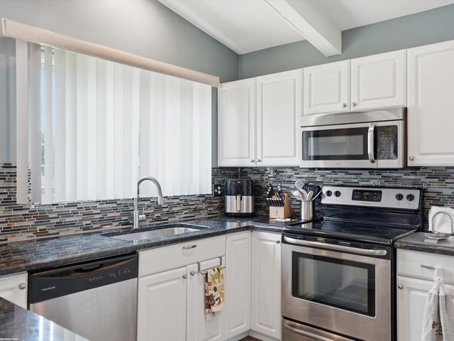 14604 Lakeshore Drive, Sterling Heights, MI 48313
