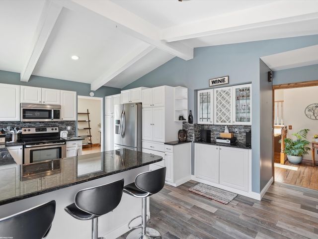 14604 Lakeshore Drive, Sterling Heights, MI 48313