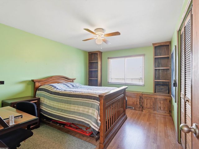 14604 Lakeshore Drive, Sterling Heights, MI 48313