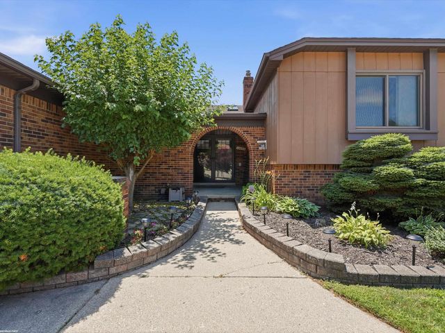 14604 Lakeshore Drive, Sterling Heights, MI 48313
