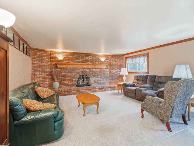 14604 Lakeshore Drive, Sterling Heights, MI 48313