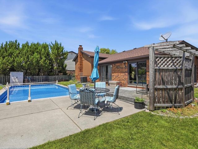 14604 Lakeshore Drive, Sterling Heights, MI 48313