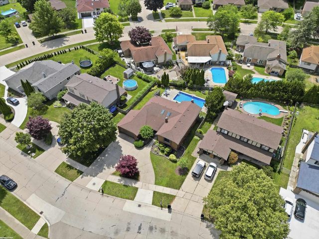 14604 Lakeshore Drive, Sterling Heights, MI 48313