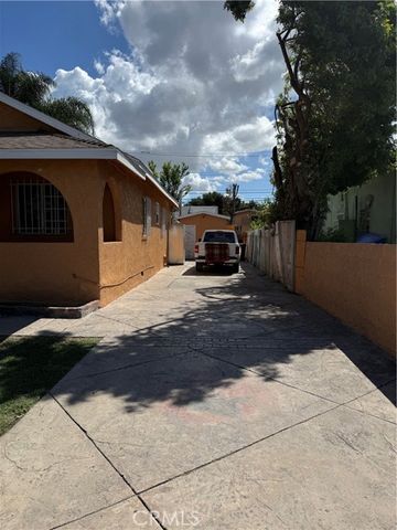 6624 Miramonte, Los Angeles, CA 90001