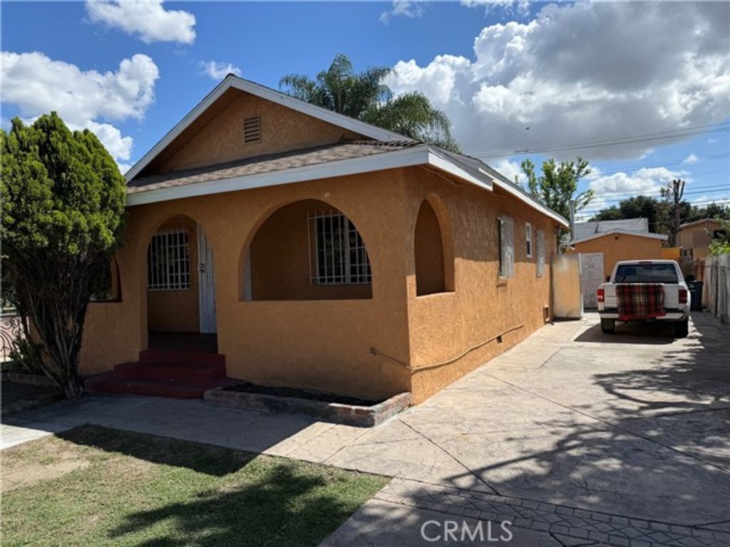 6624 Miramonte, Los Angeles, CA 90001