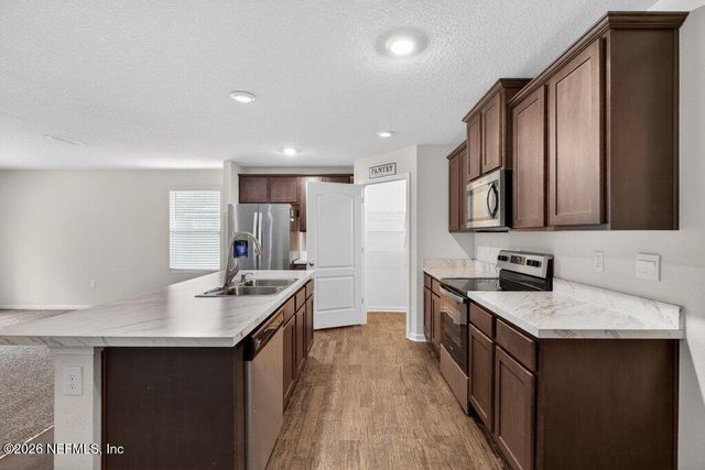 6260 BUCKING BRONCO Drive, Jacksonville, FL 32234