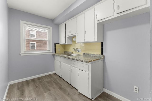 2255 Webb Street., Detroit, MI 48206