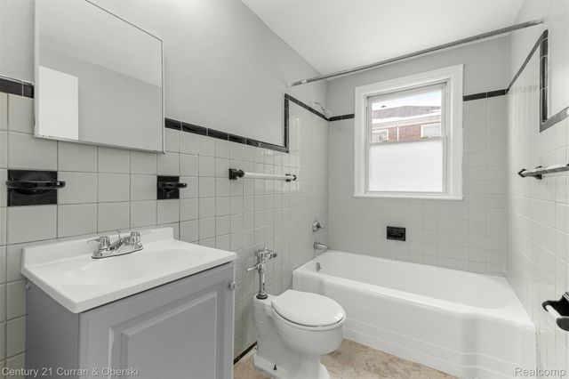 2255 Webb Street., Detroit, MI 48206