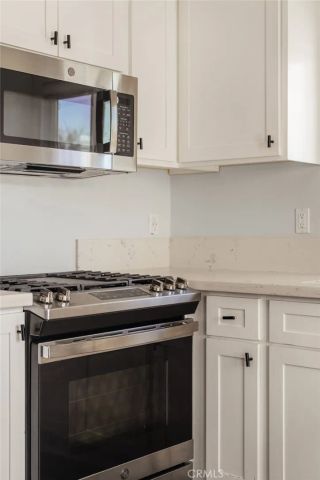 1032 S Mesa Street, San Pedro, CA 90731
