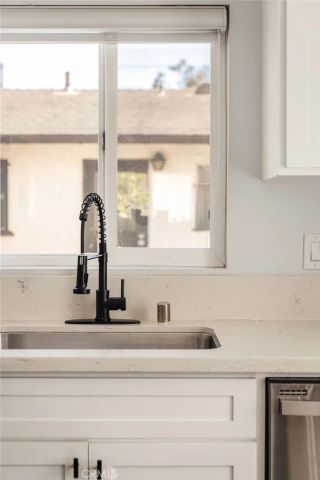 1032 S Mesa Street, San Pedro, CA 90731