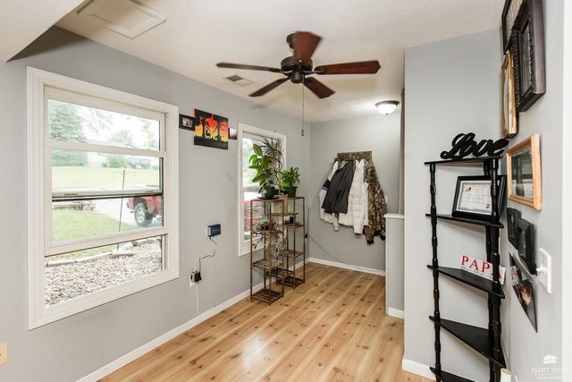 5722 Hervey Lane, Manhattan, KS 66502