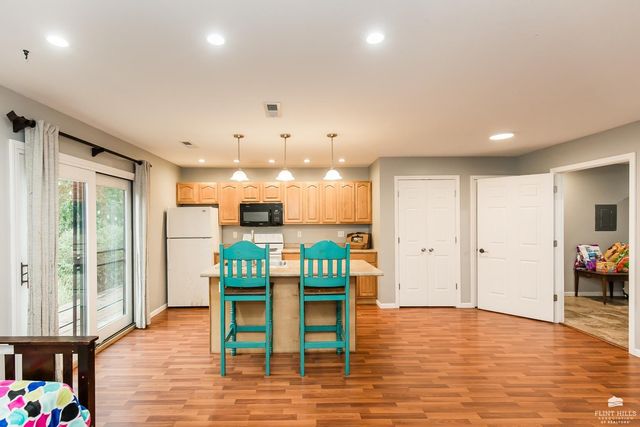 5722 Hervey Lane, Manhattan, KS 66502