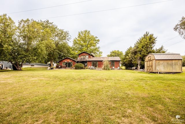 5722 Hervey Lane, Manhattan, KS 66502