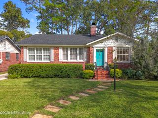 829 OLD HICKORY Road, Jacksonville, FL 32207