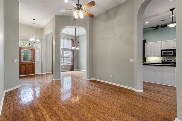 534 Pointe Of Oaks Road, Summerville, SC 29485