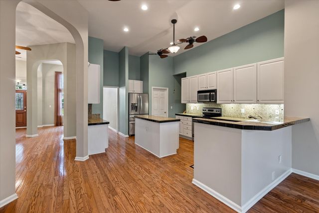 534 Pointe Of Oaks Road, Summerville, SC 29485