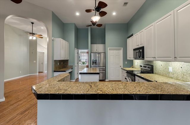 534 Pointe Of Oaks Road, Summerville, SC 29485