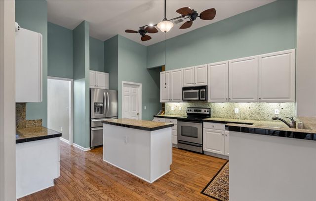 534 Pointe Of Oaks Road, Summerville, SC 29485