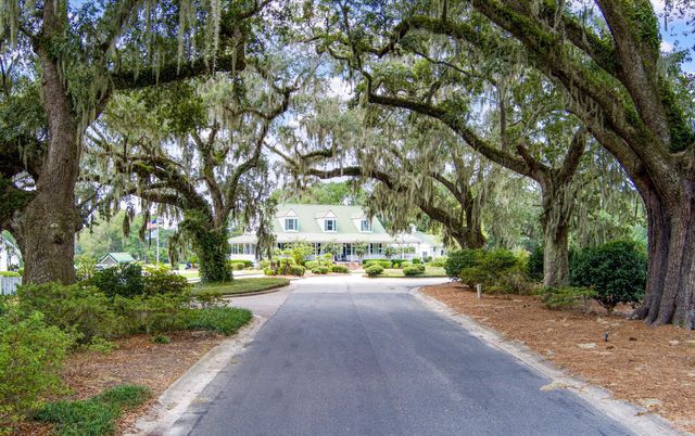 534 Pointe Of Oaks Road, Summerville, SC 29485