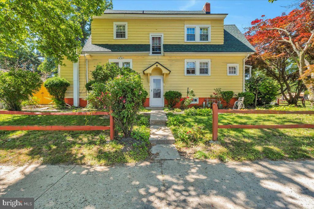 101 S WEST AVE, Vineland, NJ 08360