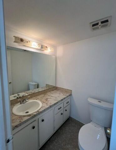 4740 NW 21ST Street 101, Lauderhill, FL 33313