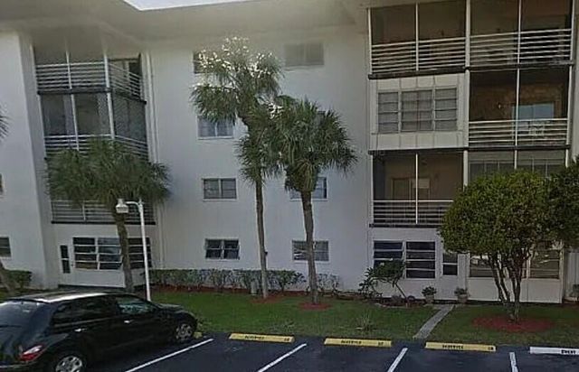 4740 NW 21ST Street 101, Lauderhill, FL 33313