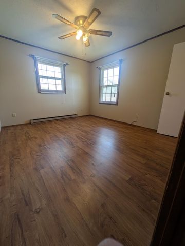 9992 Tinsley LN, Bent Mountain, VA 24059